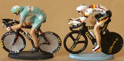 Cyclistes miniatures rétro vintage